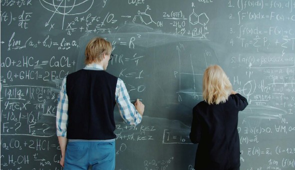 El pràcticum del màster en Formació de Professorat d'Educació Secundària Obligatòria i Batxillerat, Formació Professional i Ensenyament d'Idiomes: